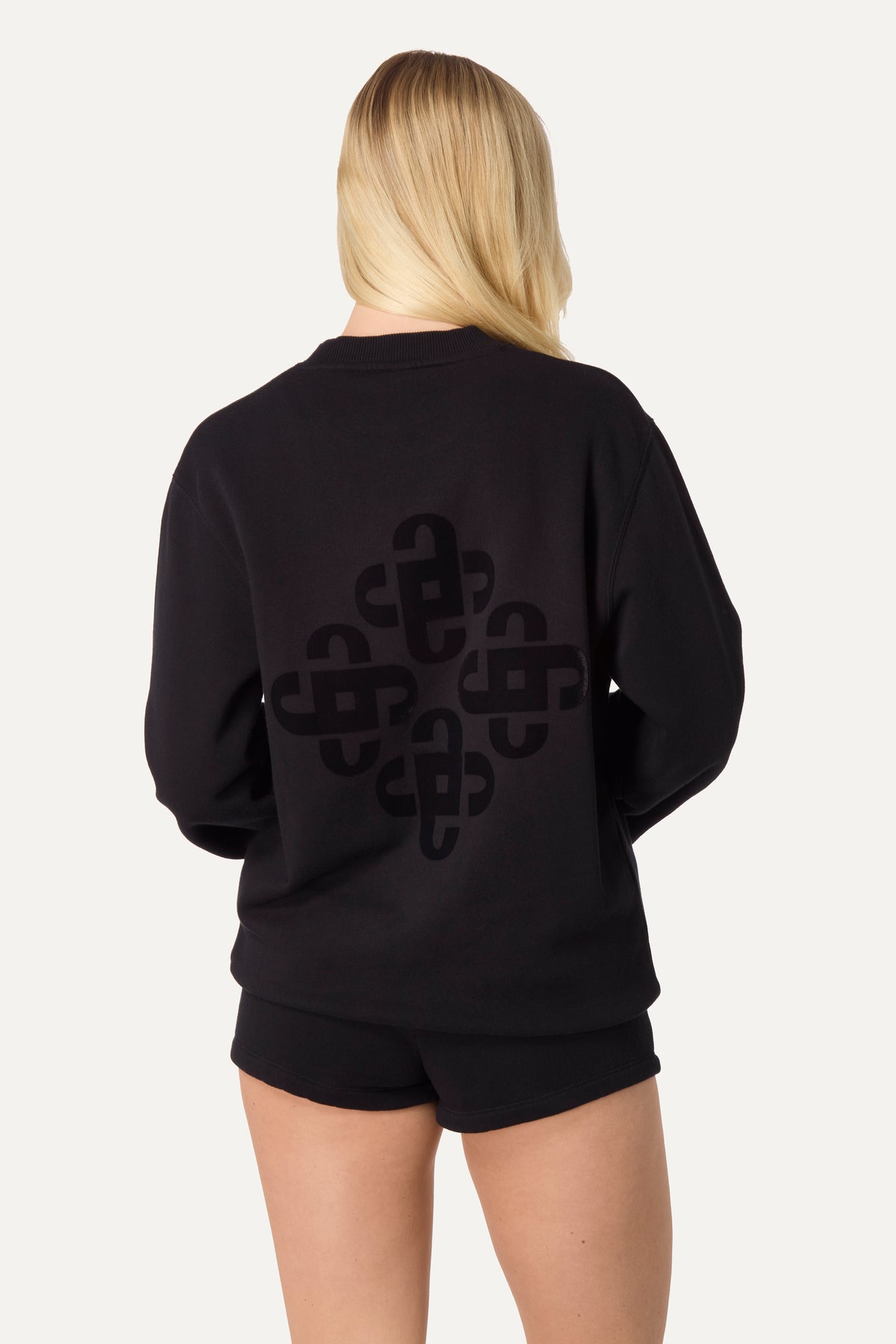 Uniform Crewneck Black